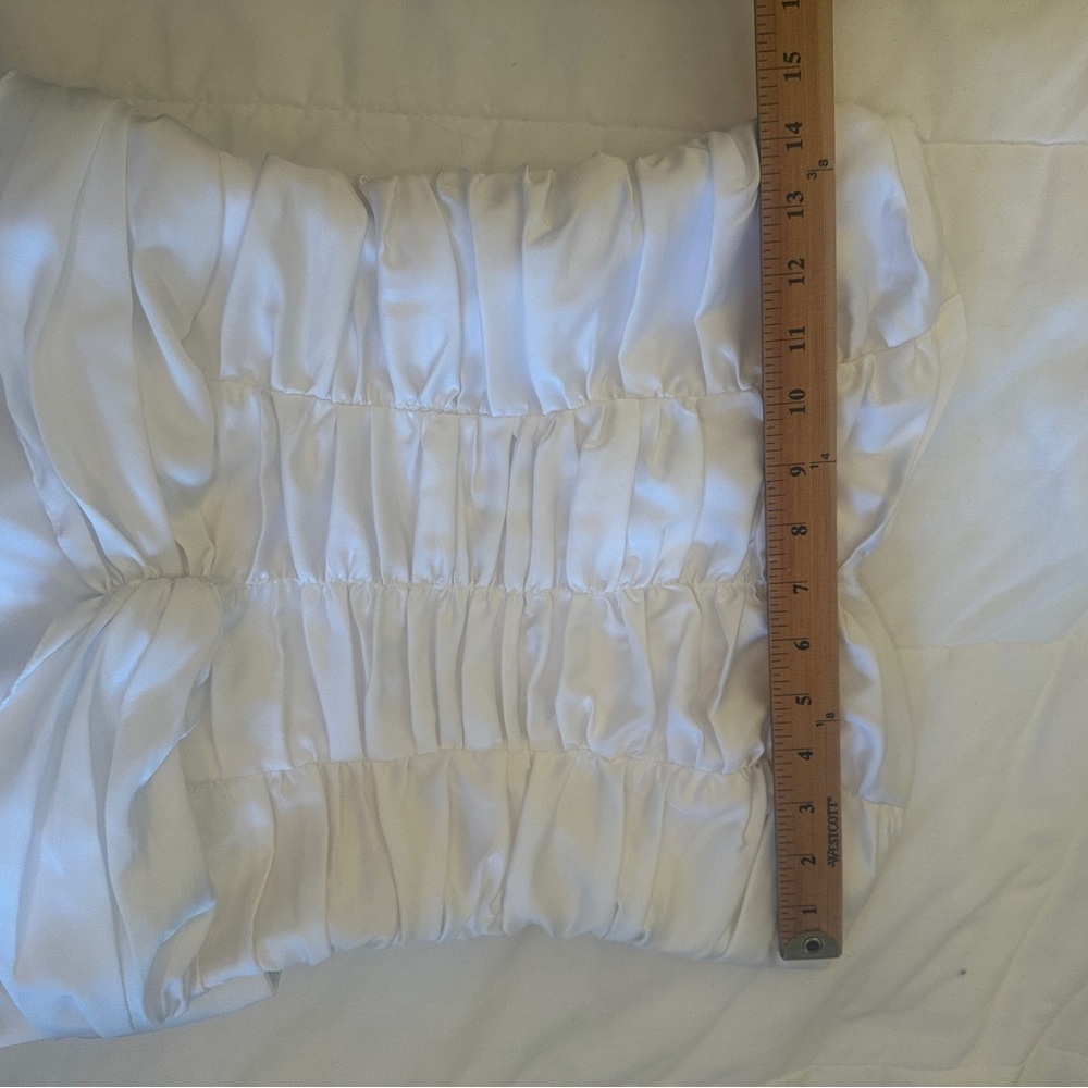 Vintage White Strapless corset wedding Gown pencil skirt with bow details - Picture 12 of 13